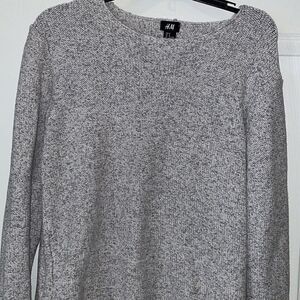 H&M Women’s Cable Knit Sweater Size Medium